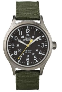 Timex Mens אנלוגי שעון קוורץ קלאסי עם רצועת טקסטיל ירוקה | היה