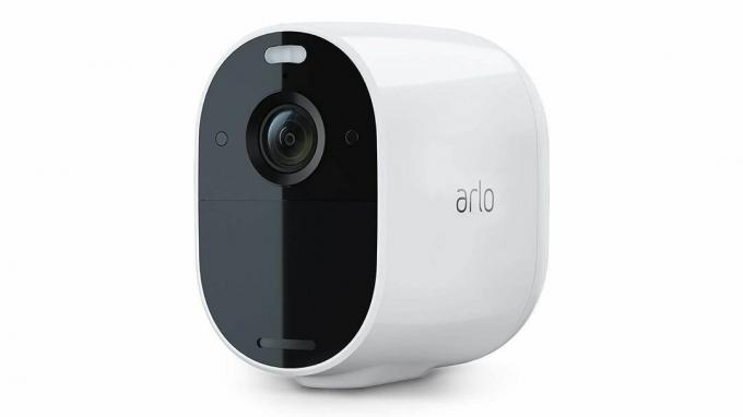 Arlo Essential Spotlight bedste udendørs trådløse sikkerhedskameraer